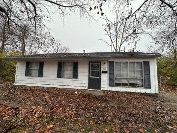 3 BR, 1 BA Apartment 802 Knollcrest, Danville, IL 61832