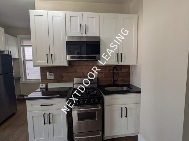 3 BR, 1 BA Apartment 80 Prospect Ave, Bayonne, NJ 07002