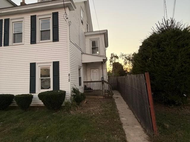 3 BR, 1 BA Apartment 812 N High St, Millville, NJ 08332