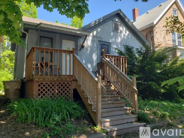3 BR, 1 BA Apartment 816 E Johnson St, Madison, WI 53703
