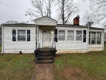 3 BR, 1 BA Apartment 818 Sunset Drive, Birmingham, AL 35215