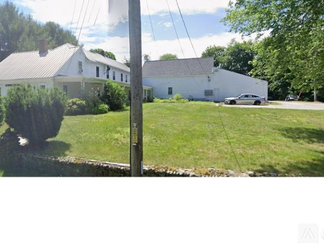 3 BR, 1 BA Apartment 81 Oak Street, Unit UNIT 3, East Bridgewater, MA 02333