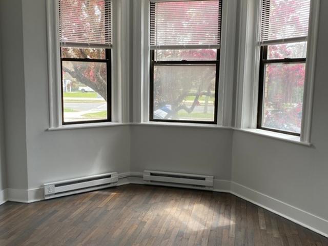 3 BR, 1 BA Apartment 81 Park Dr, Unit 1, Boston, MA 02215