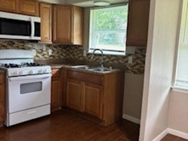 3 BR, 1 BA Apartment 822 West Texas Street Unit 830 830B, Denison, TX 75020