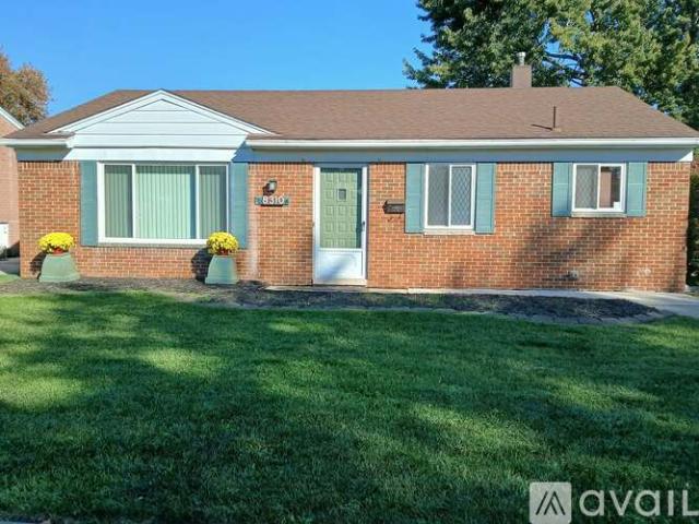 3 BR, 1 BA Apartment 8310 North Henry Ruff Road, Westland, MI 48185