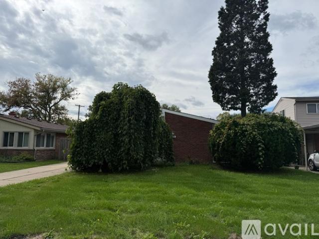 3 BR, 1 BA Apartment 9424 Polk Street, Taylor, MI 48180