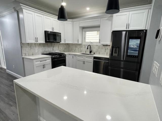 3 BR, 1 BA Apartment 97 North 13 Th Street, Unit Apartment 1, Bloomfield, NJ 07003