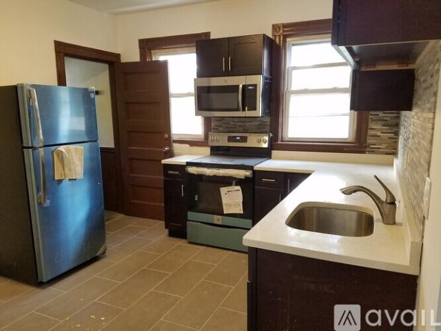 3 BR, 1 BA Apartment 98 Topliff St, Unit 2, Boston, MA 02122