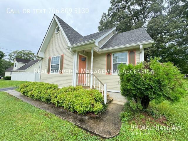 3 BR, 1 BA Apartment 99 Walthall Ave, Chickamauga, GA 30707