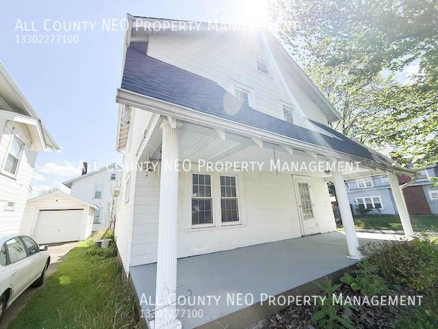 3 BR, 1 BA Apartment 900 Roslyn Ave. SW, Canton, OH 44710