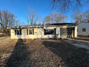 3 BR, 1 BA Apartment 907 Moore, Danville, IL 61832