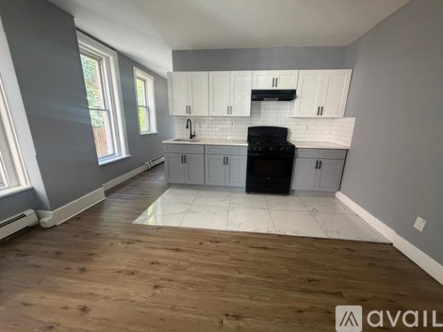 3 BR, 1 BA Apartment 904 3rd Ave, Unit 1, Elizabeth, NJ 07201