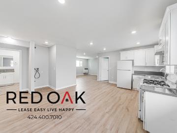 3 BR, 1 BA Apartment 923 W 75th St, Los Angeles, CA 90043