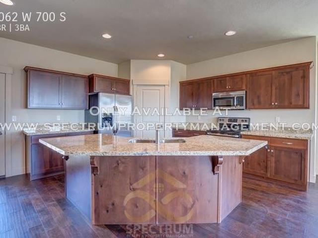 3 BR, 2.5 BA Apartment 1062 W 700 S, Pleasant Grove, UT 84062