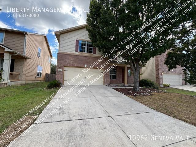3 BR, 2.5 BA Apartment 10962 Geneva Vale, San Antonio, TX 78254