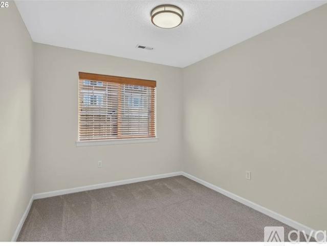 3 BR, 2.5 BA Apartment 10005 Southeast Old Town Court, Unit Old Town Court, Happy Valley, OR 97086