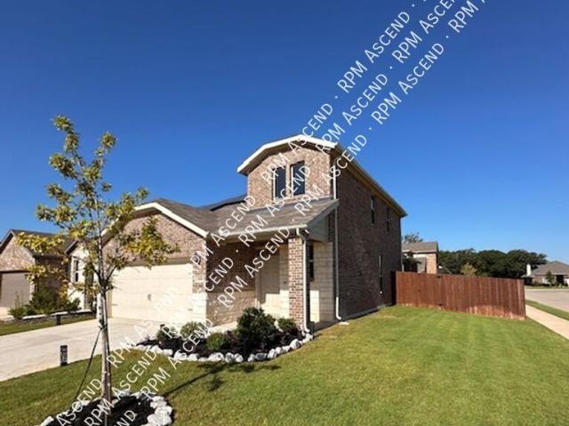 3 BR, 2.5 BA Apartment 1000 King St, Aubrey, TX 76227