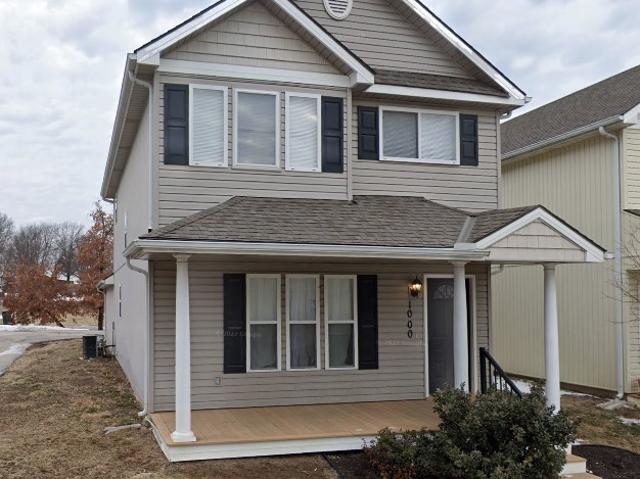 3 BR, 2.5 BA Apartment 1000 NE Deer Creek Dr, Grain Valley, MO 64029