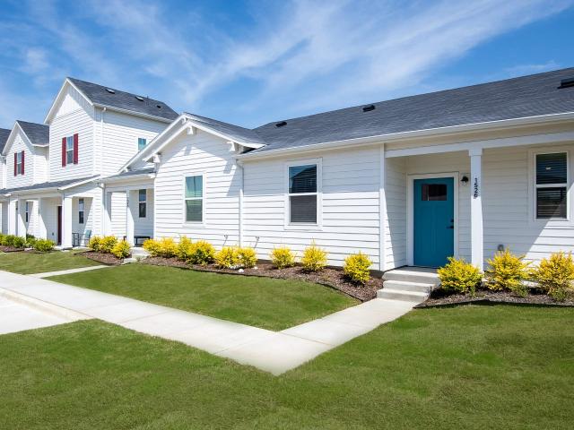 3 BR, 2.5 BA Apartment 10200 Mapleshade Ln Unit 1523 Orchid Springs Dr, Fort Worth, TX 76177