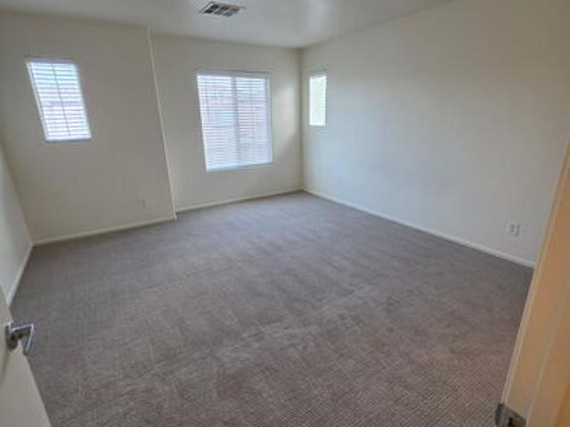 3 BR, 2.5 BA Apartment 10365 Woven Wonders Street, Las Vegas, NV 89183