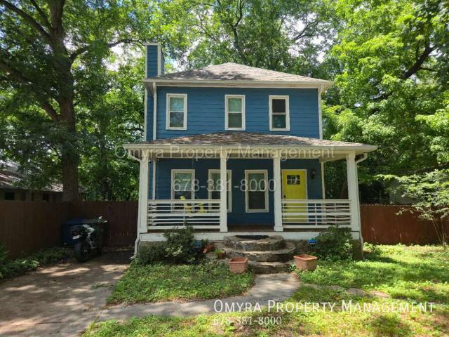 3 BR, 2.5 BA Apartment 1175 Garibaldi Street SW, Atlanta, GA 30310