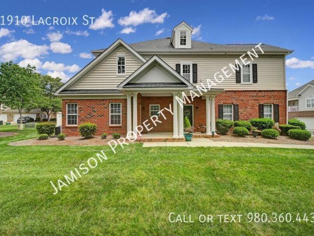 3 BR, 2.5 BA Apartment 11910 Lacroix St, Charlotte, NC 28277