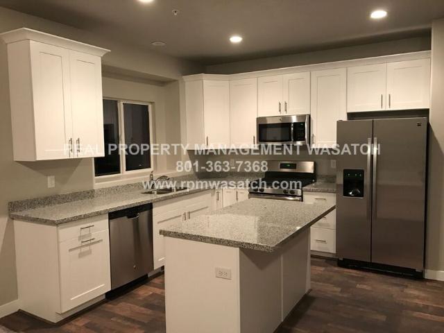 3 BR, 2.5 BA Apartment 11953 S. Forester Peak Place, Herriman, UT 84096
