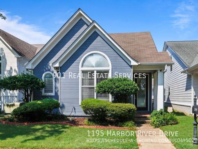 3 BR, 2.5 BA Apartment 1195 Harbor River Drive, Memphis, TN 38103