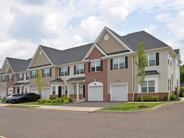 3 BR, 2.5 BA Apartment 1111 Durham Avenue Unit 4, South Plainfield, NJ 07080