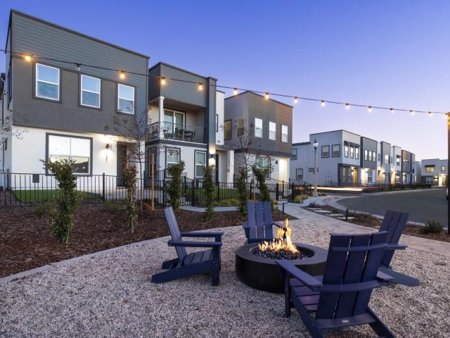 3 BR, 2.5 BA Apartment 1120 C Street Unit 65 1632, Lincoln, CA 95648