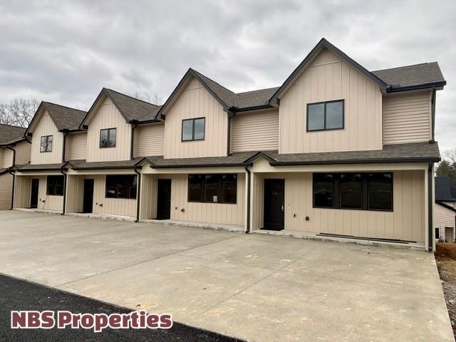 3 BR, 2.5 BA Apartment 112 Emerson Way, Lenoir City, TN 37772