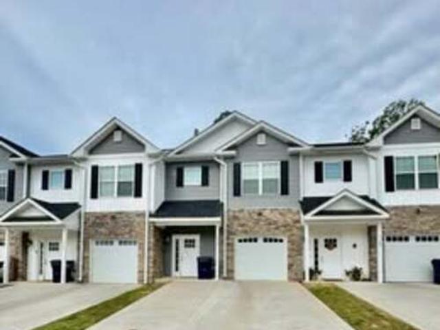 3 BR, 2.5 BA Apartment 1130 Maid Marian Lane, Unit 1130, Christiansburg, VA 24073