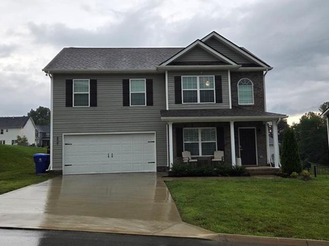 3 BR, 2.5 BA Apartment 11351 Narrow Leaf Drive, Knoxville, TN 37932