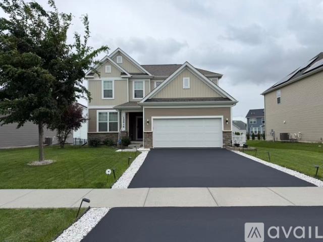 3 BR, 2.5 BA Apartment 12414 South Compass Avenue, Plainfield, IL 60585