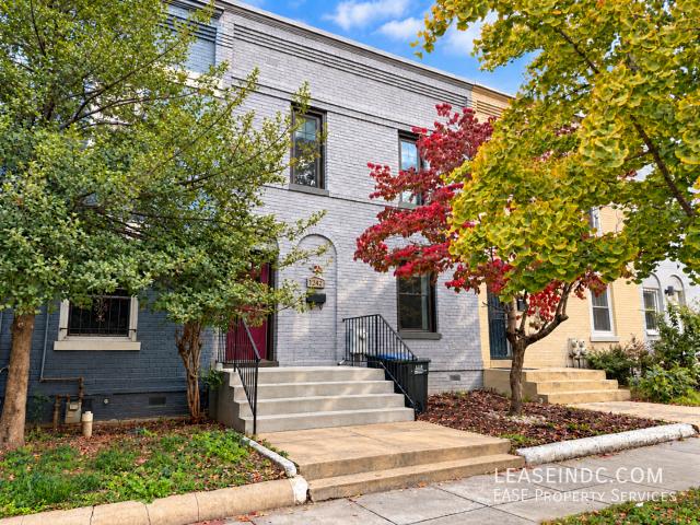 3 BR, 2.5 BA Apartment 1242 Half Street SW, Washington, DC 20024