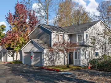 3 BR, 2.5 BA Apartment 12506 16th Street NE, Lake Stevens, WA 98258
