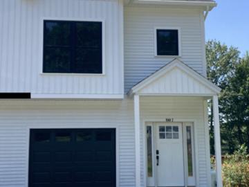 3 BR, 2.5 BA Apartment 126 E Hardscrabble Rd, Unit 2, Auburn, ME 04210