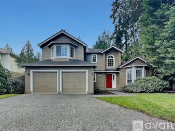 3 BR, 2.5 BA Apartment 12911 109th Street Ct E, Puyallup, WA 98374