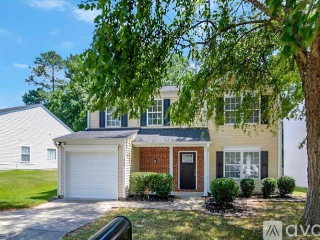 3 BR, 2.5 BA Apartment 121 Pebblestone Dr Durham NC 27703, Durham, NC 27703