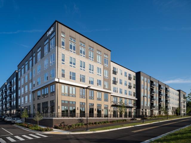 3 BR, 2.5 BA Apartment 12230 Longfield Drive Unit 5206, Silver Spring, MD 20904
