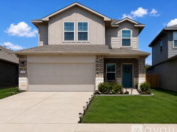 3 BR, 2.5 BA Apartment 13016 Roving Pass, Elgin, TX 78621