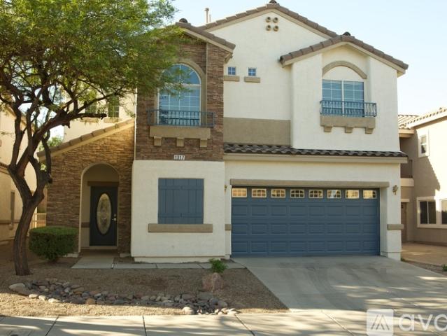 3 BR, 2.5 BA Apartment 1317 Robbers Roost Avenue, Henderson, NV 89012