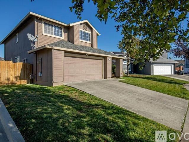 3 BR, 2.5 BA Apartment 1335 Phillip Way, Suisun City, CA 94585