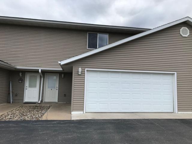 3 BR, 2.5 BA Apartment 1338 MARK AVE, TOMAH, WI 54660