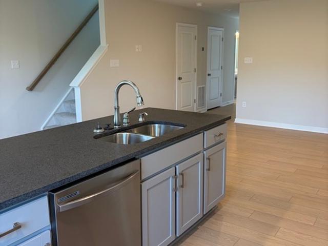 3 BR, 2.5 BA Apartment 14630 Hancock Towns Drive, Unit 14630, Chesterfield, VA 23832