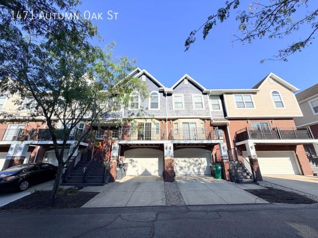 3 BR, 2.5 BA Apartment 1471 Autumn Oak St, Greenwood, IN 46142