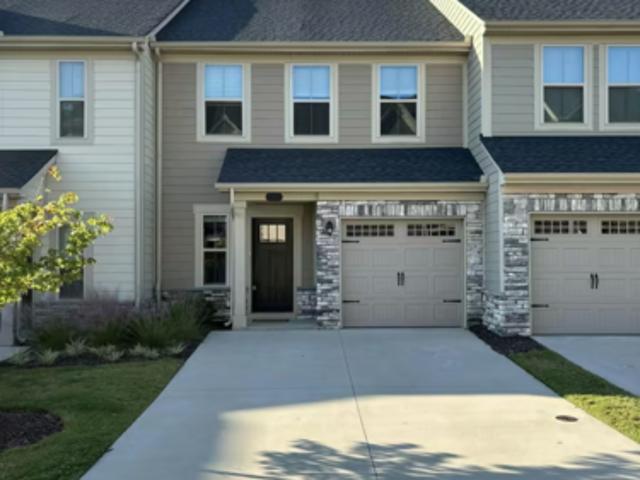 3 BR, 2.5 BA Apartment 140 Eagle Wood Drive, Unit MarketPoint Townes, Greenville, SC 29607