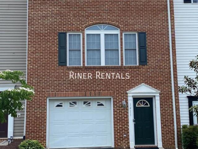 3 BR, 2.5 BA Apartment 1411 Natural Spring Lane, Harrisonburg, VA 22801