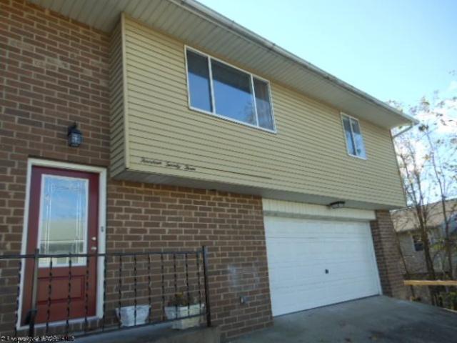 3 BR, 2.5 BA Apartment 1423 Northwest Dr, Unit 1423, Morgantown, WV 26505