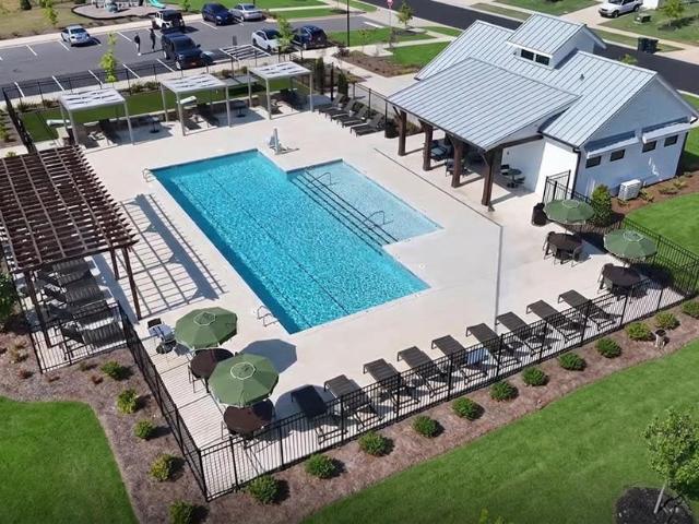3 BR, 2.5 BA Apartment 154 Almaden Street Unit 124, Troutman, NC 28166